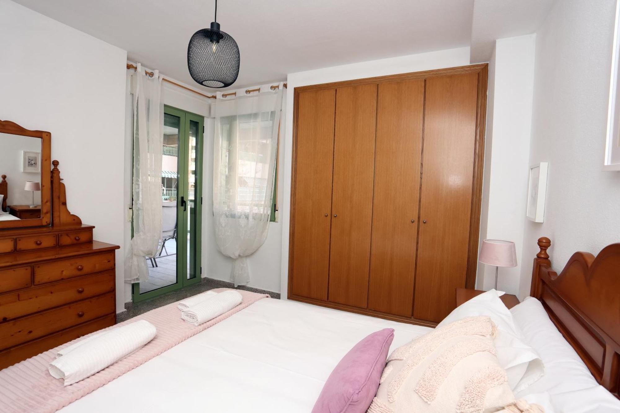 Apartamento Dos Habitaciones Primera Linea De Playa Valensiya Dış mekan fotoğraf
