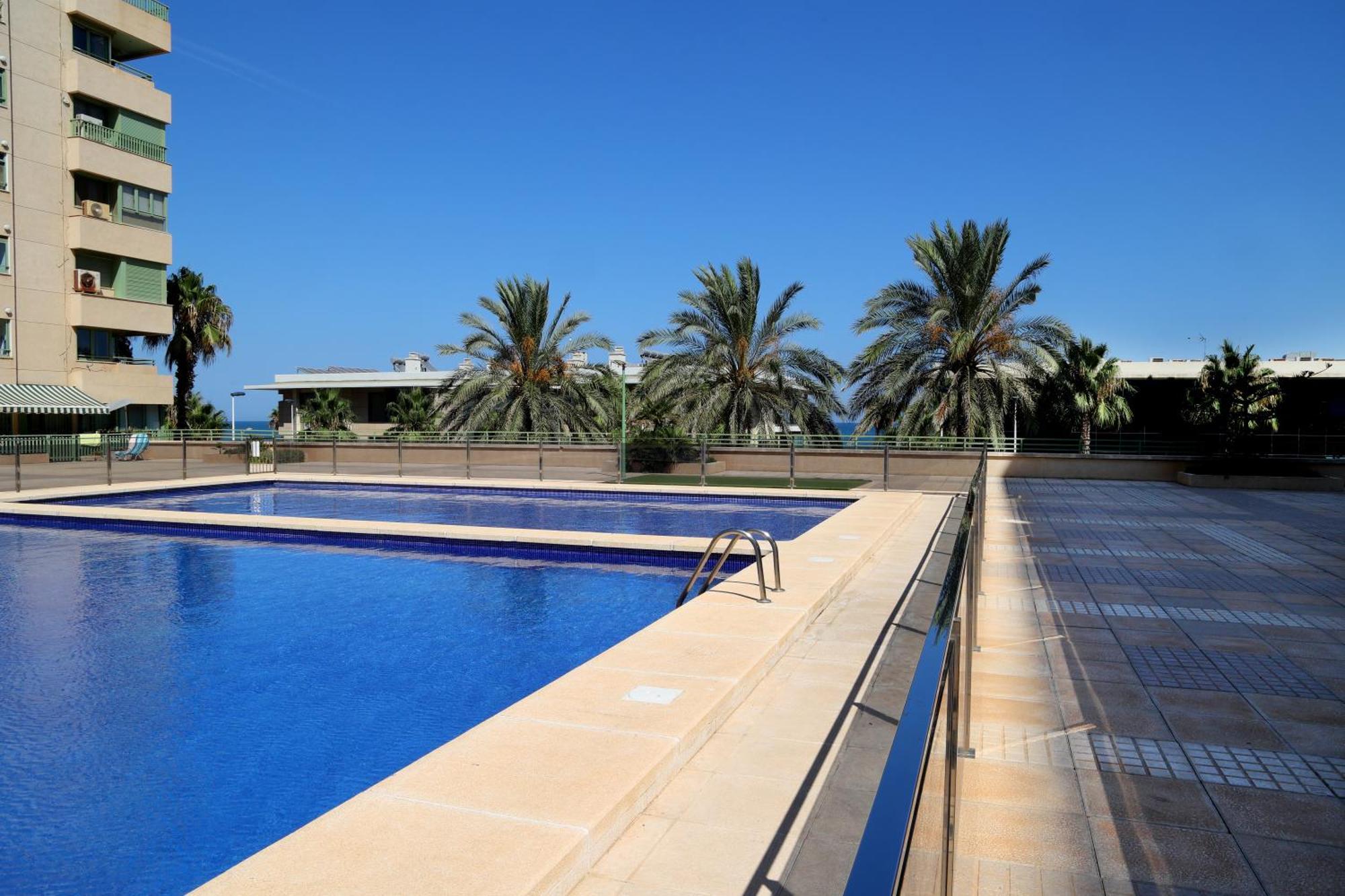 Apartamento Dos Habitaciones Primera Linea De Playa Valensiya Dış mekan fotoğraf